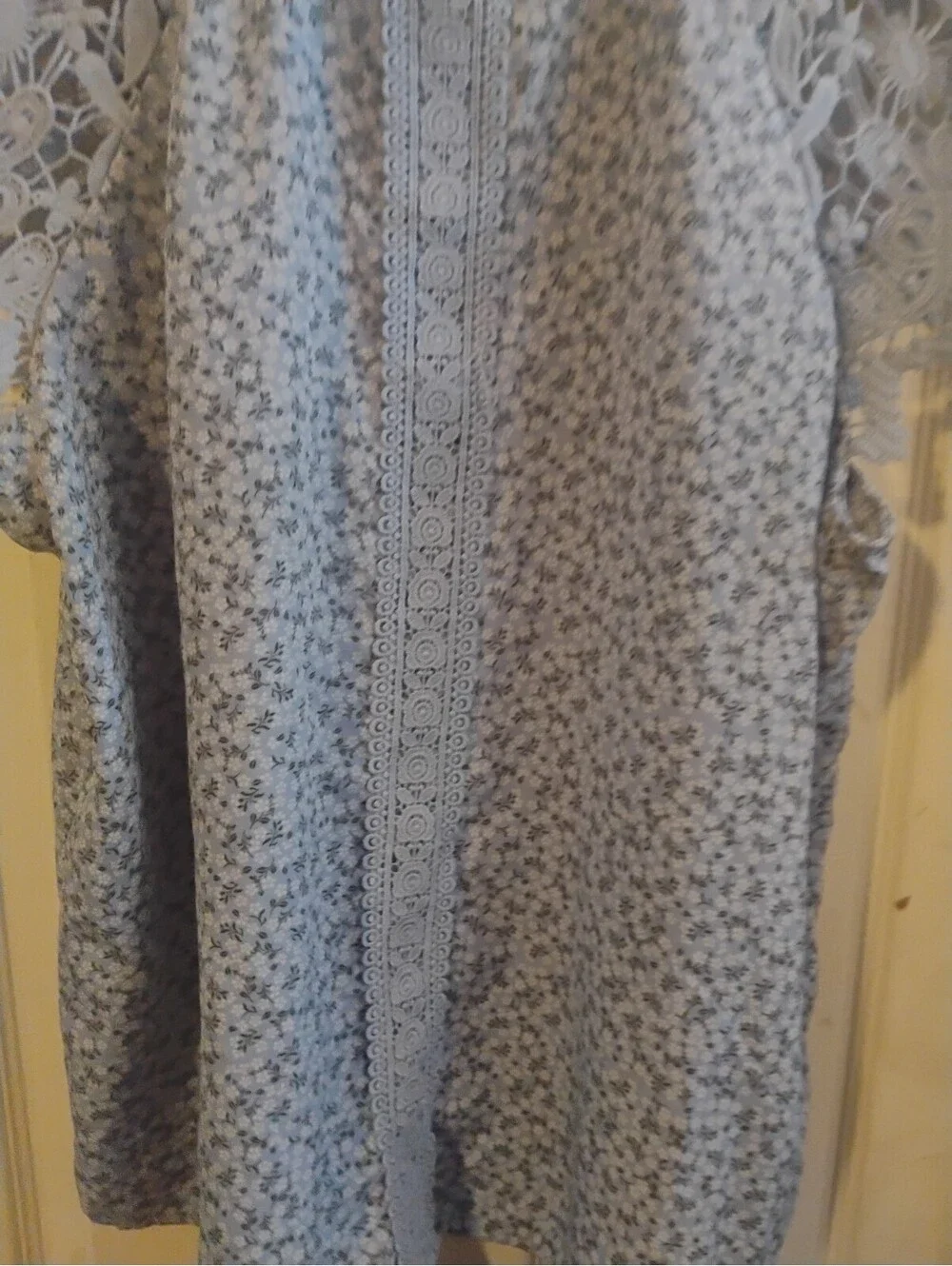 No Boundaries XXL Blue Floral Lace Sleeve Dress